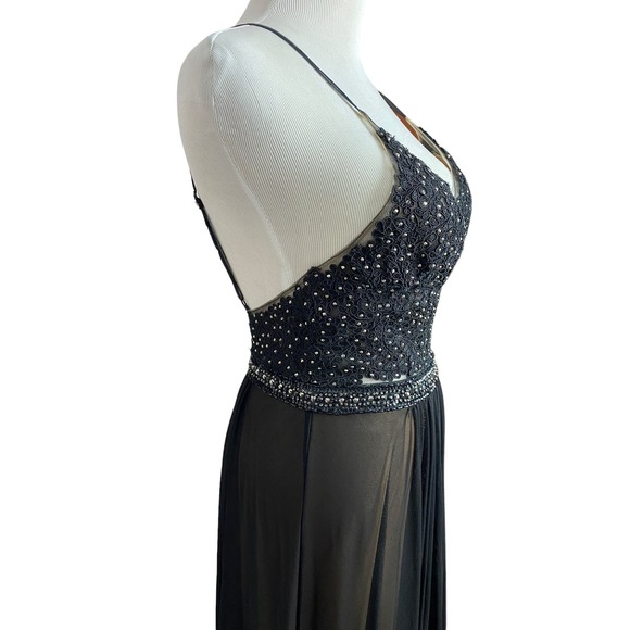 Faviana Long Black Chiffon Dress with Beaded Top Sz 4 - Picture 6 of 11